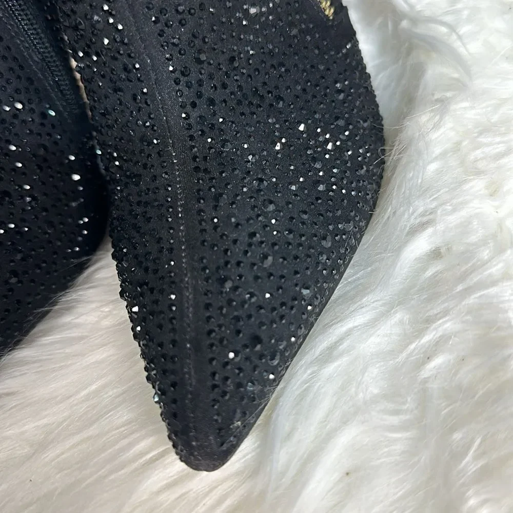 BNIB heeled booties